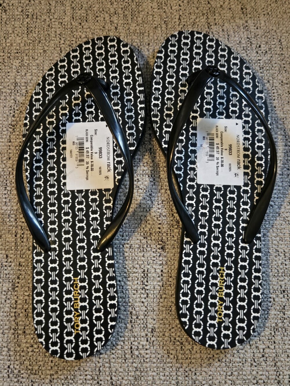 Tory Burch NWT Black and White Chain Patterned Flip Flop Sandals - Women's 9M